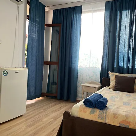 Paunovi 프리모르스코