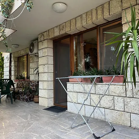 Paunovi Πριμόρσκο