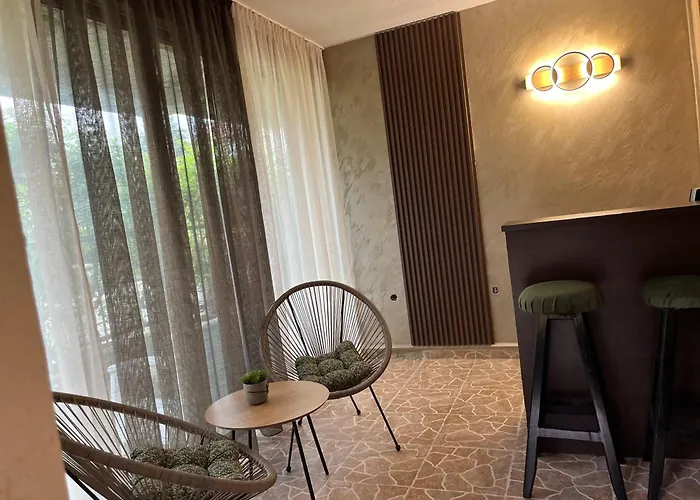 Πανσιόν Paunovi Πριμόρσκο