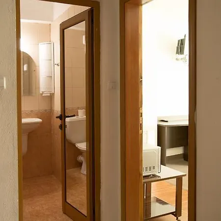 Paunovi 2* 普里莫尔斯科