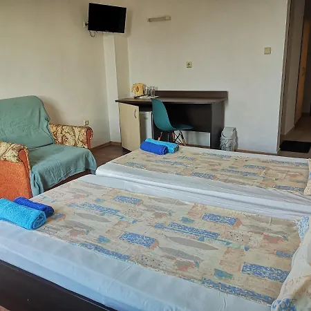 Paunovi 普里莫尔斯科