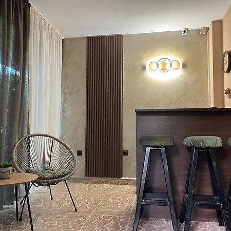 паунови Приморско