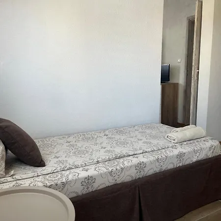 Paunovi Guest house 2*